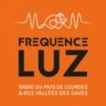 Logo da Frequence Luz 104.2 FM