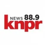 Logo da KNPR 88.9 FM