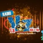 Logo da Radio La Voz 104.7 FM