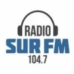 Logo da Radio Sur 104.7 FM