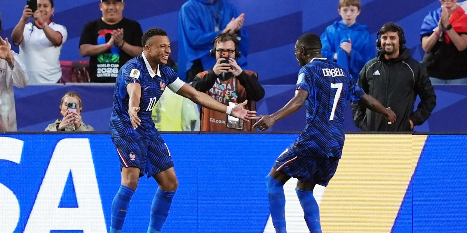 Confira os jogos da Copa do Mundo nesta terça (30); França pega Suécia