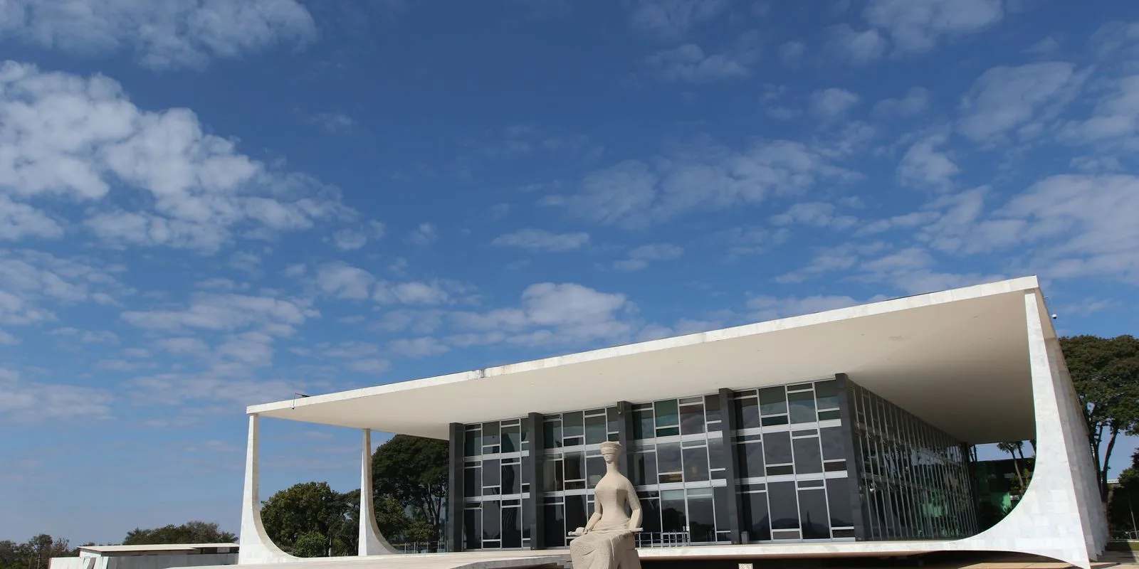 Defesa reforça pedido de manutenção da prisão domiciliar de Bolsonaro
