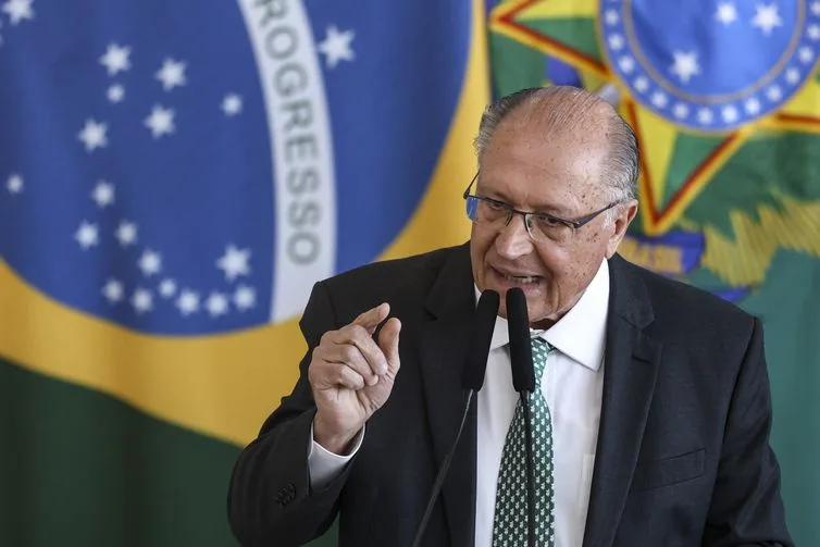 Governo federal lança Plano Safra 2026/2027 de R$ 525,1 bilhões