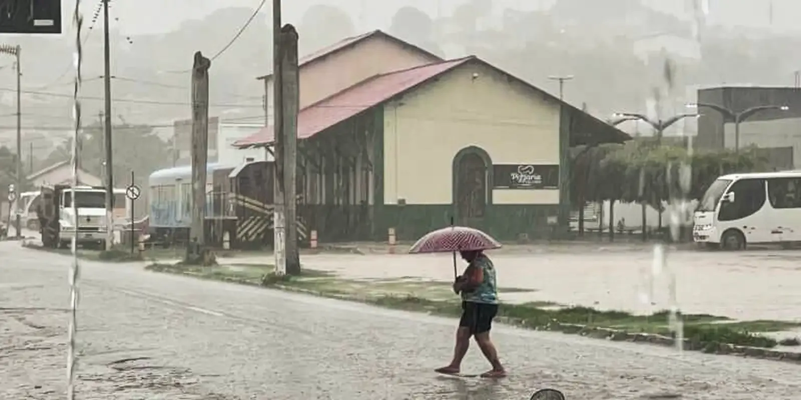 Inmet alerta para chuva intensa em cidades do Nordeste e do Norte