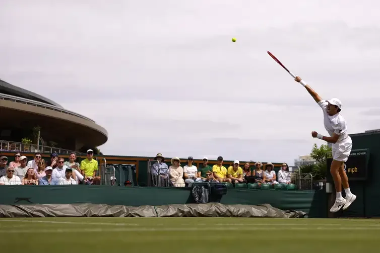 João Fonseca reencontra Jesper de Jong na 2ª rodada de Wimbledon
