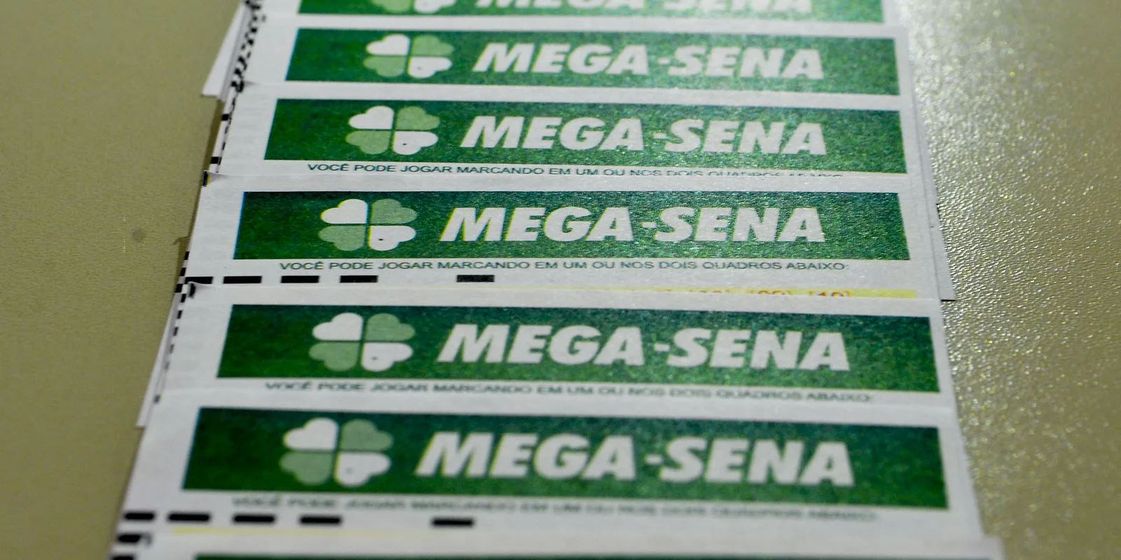 Veja os números da mega-sena sorteados neste sábado (4)